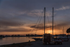 Sonnenuntergang in Port St. Louis - Frankreich